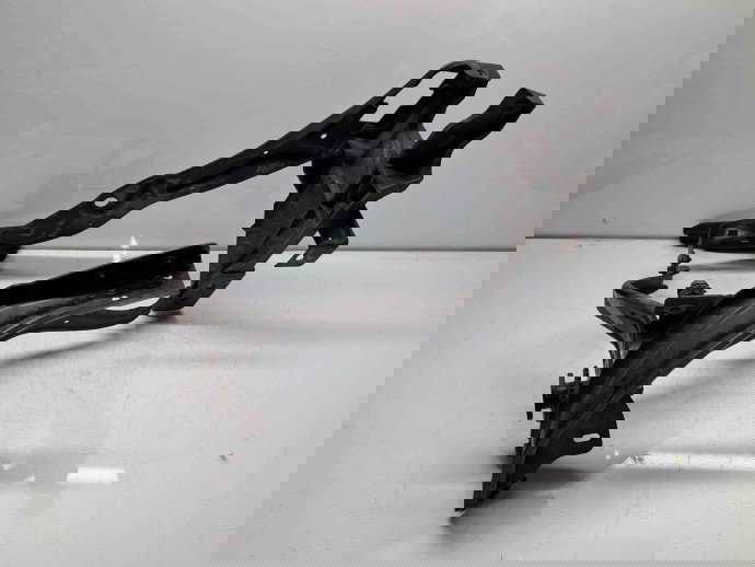 Suport far dreapta Mercedes Clasa E (W212) AMG [Fabr 2009-2016] PP212620022