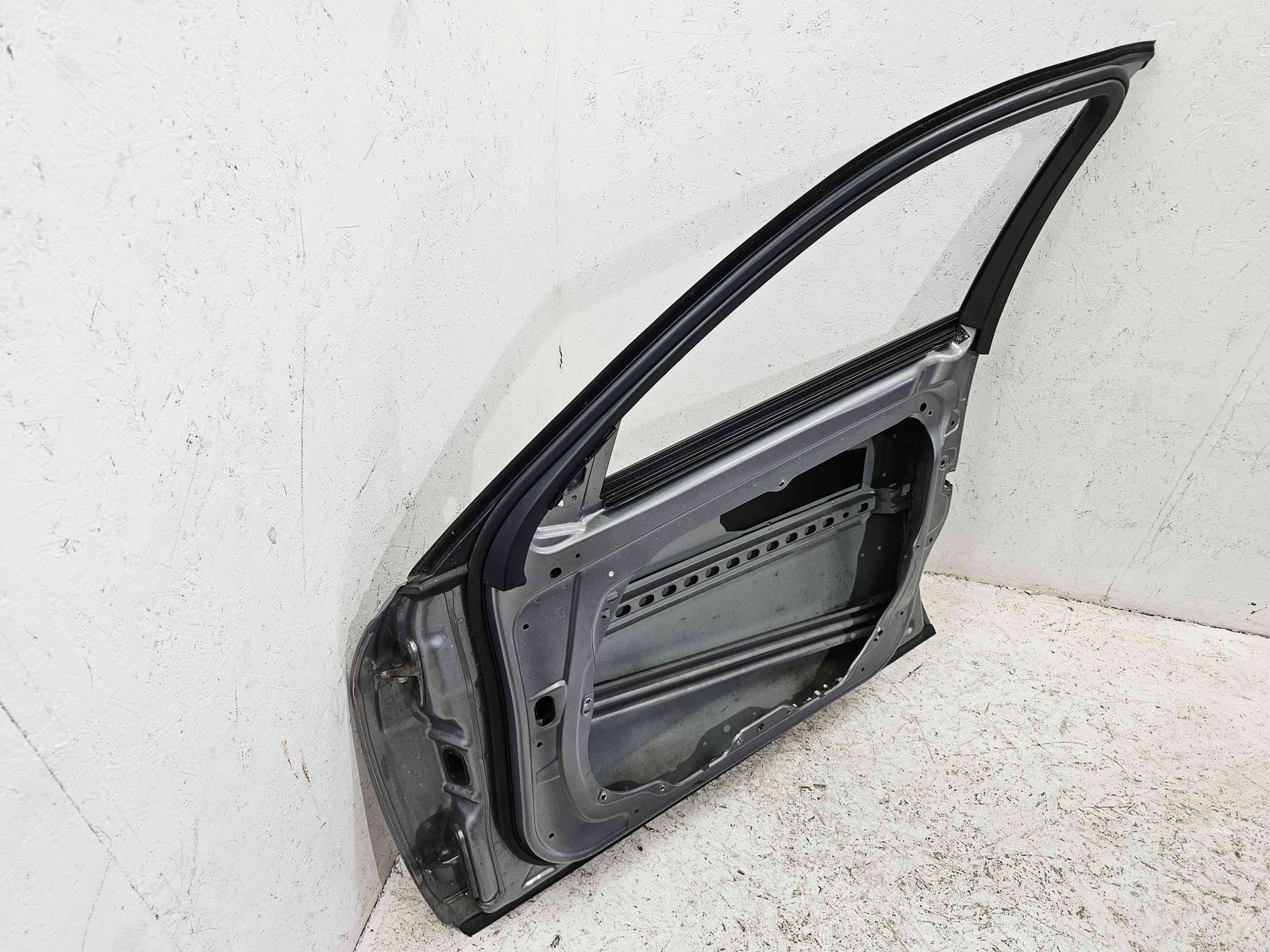 Usa dreapta fata Mercedes Clasa E (W212) AMG [Fabr 2009-2016] 792 Argintiu Palladm - imagine 7