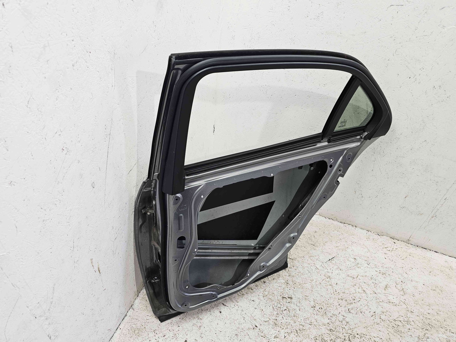 Usa dreapta spate Mercedes Clasa E (W212) AMG [Fabr 2009-2016] 792 Argintiu Palladm - imagine 7