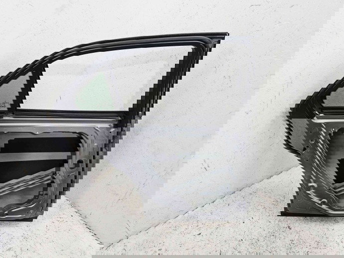 Usa stanga spate Mercedes Clasa E (W212) AMG [Fabr 2009-2016] 792 Argintiu Palladm