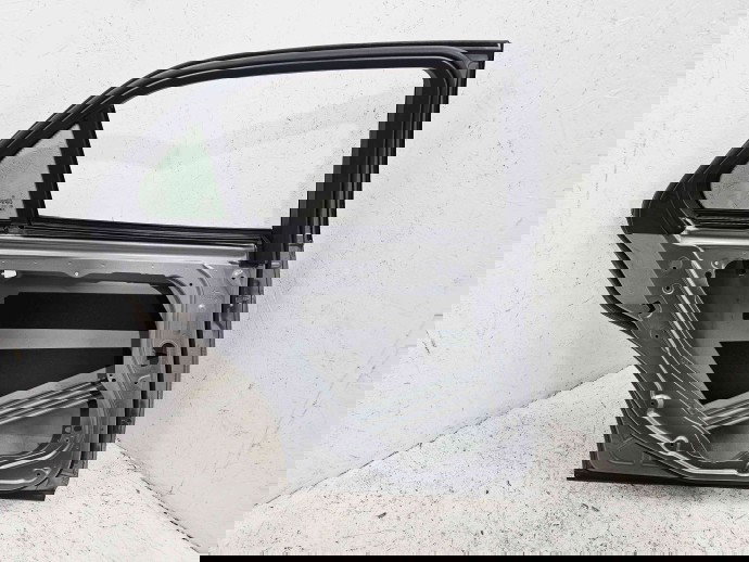 Usa stanga spate Mercedes Clasa E (W212) AMG [Fabr 2009-2016] 792 Argintiu Palladm