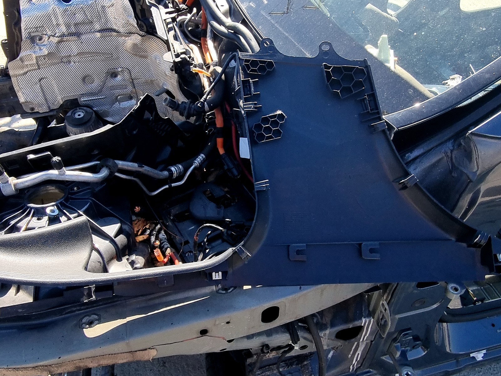 Ornament stalp dreapta Mercedes Clasa C (W205) [Fabr 2014-prezent] A2056900425 2.0 Hibr 274920 210KW / 286CP - imagine 2