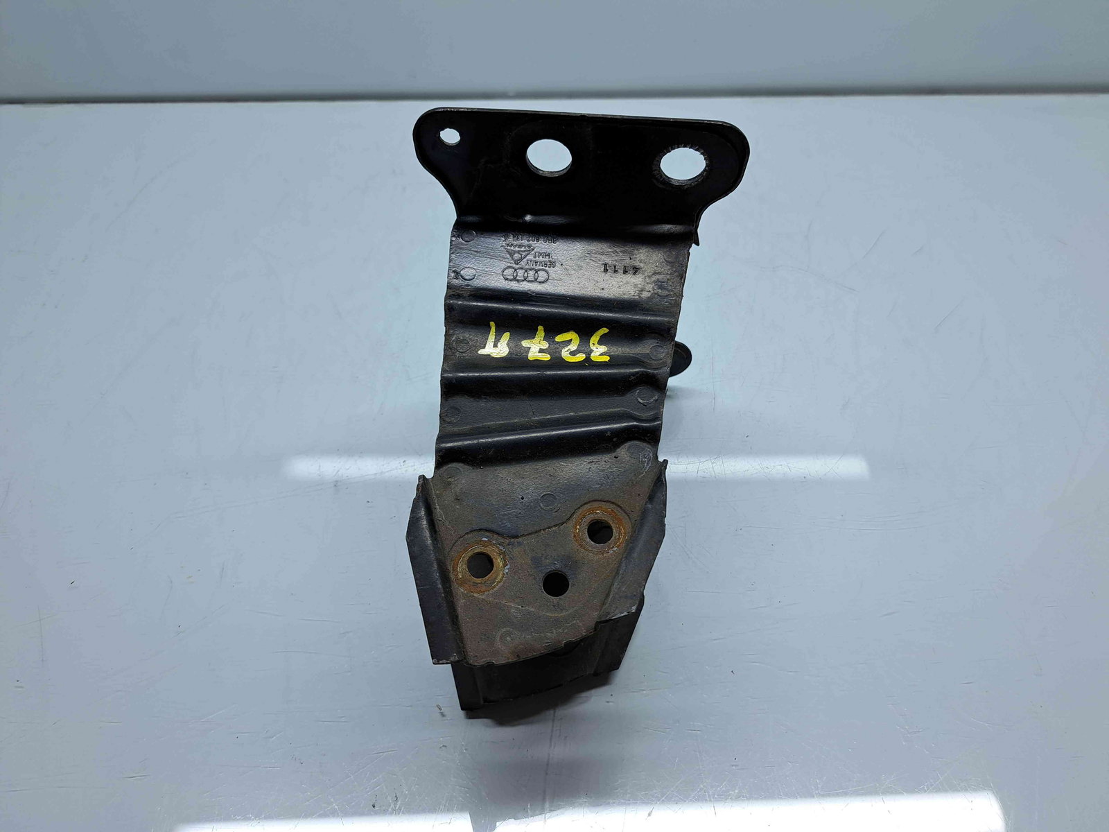 Cap lonjeron stanga Audi A3 Sportback (8PA) [Fabr 2004-2013] Facelift 8P0807133A - imagine 2