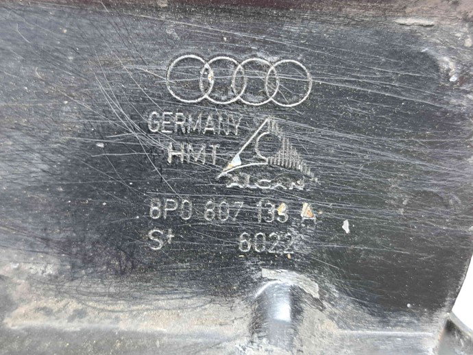 Cap lonjeron stanga Audi A3 Sportback (8PA) [Fabr 2004-2013] Facelift 8P0807133A