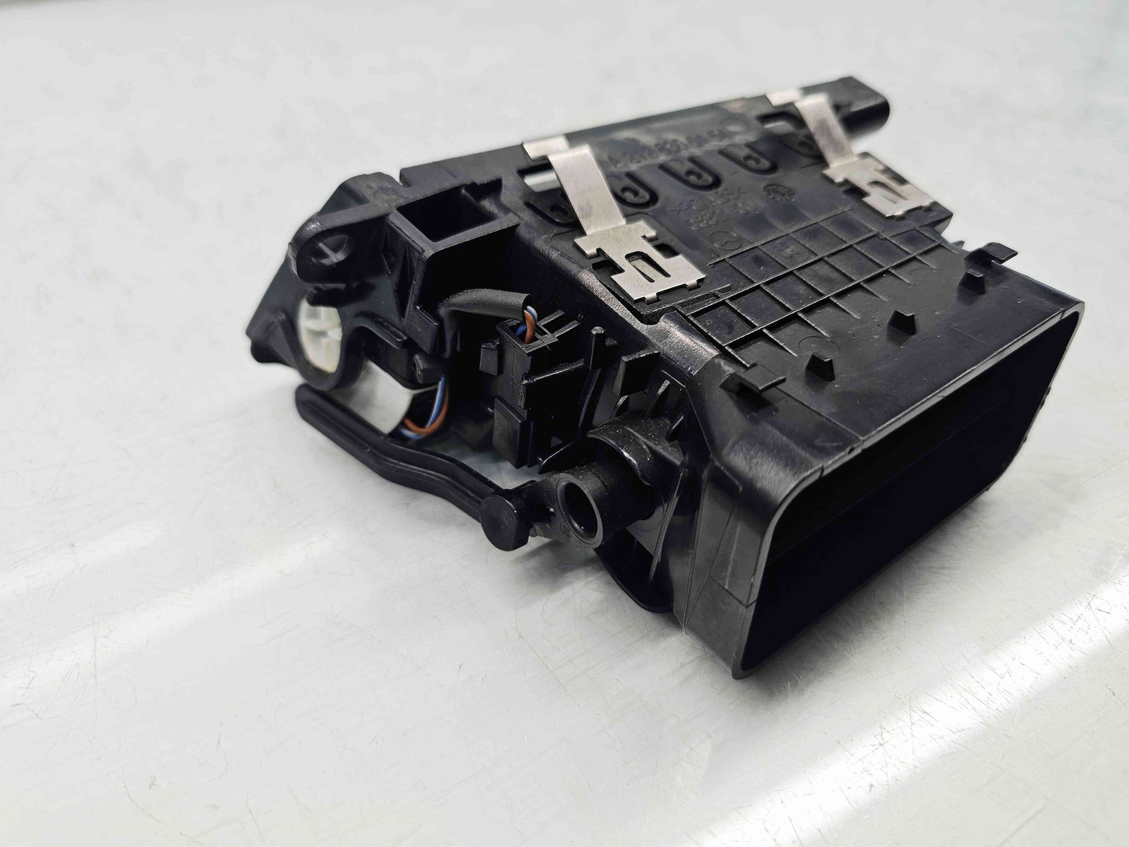 Grila aerisire stanga Mercedes Clasa E (W212) AMG [Fabr 2009-2016] A2128300154 - imagine 3