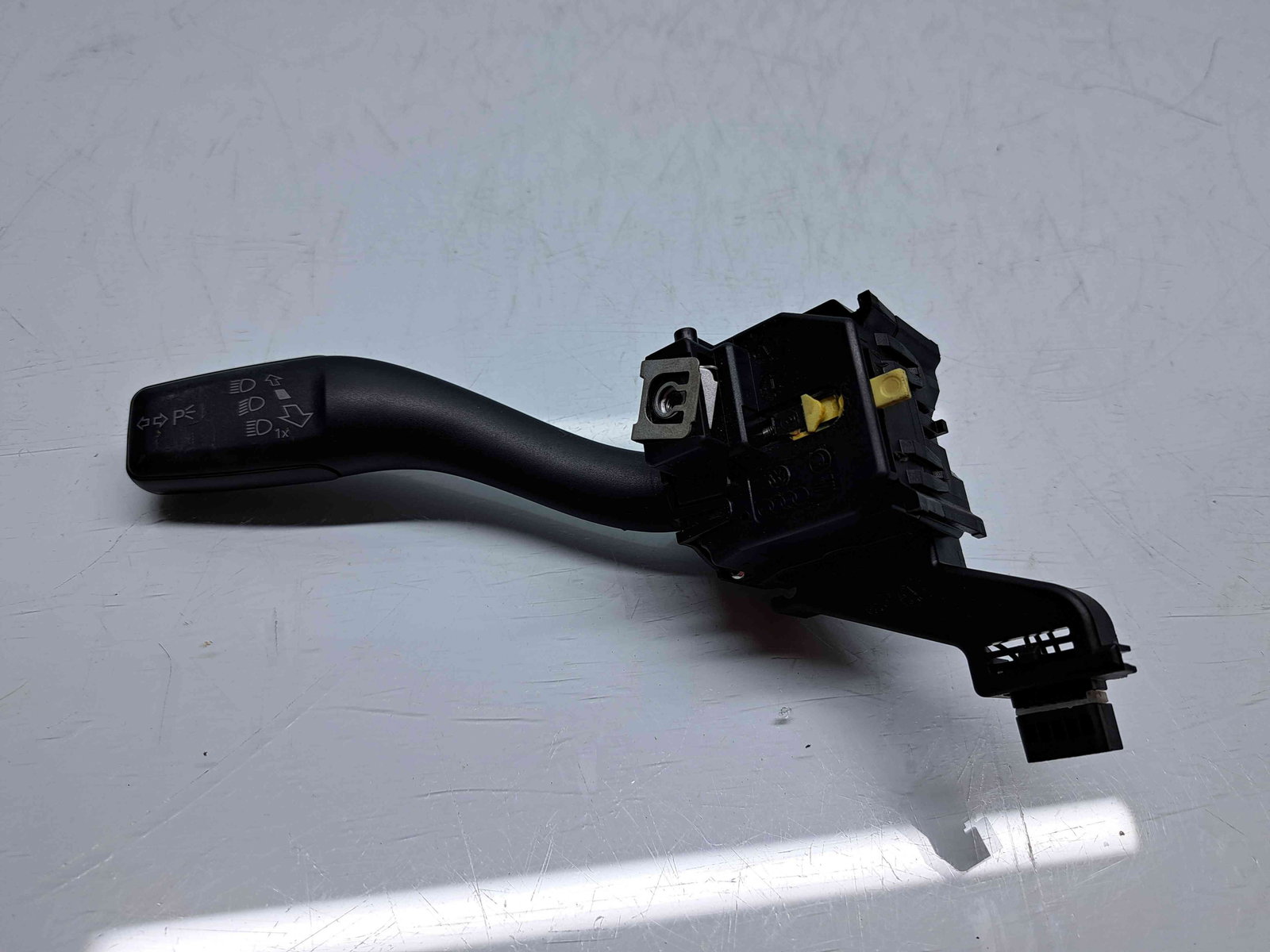 Maneta semnalizare Audi A3 Sportback (8PA) [Fabr 2004-2013] Facelift 8P0953513E - imagine 1