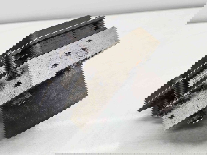 Pompa ABS Mercedes Clasa E (W212) AMG [Fabr 2009-2016] A2124313512 3.0 642852 170KW / 231CP