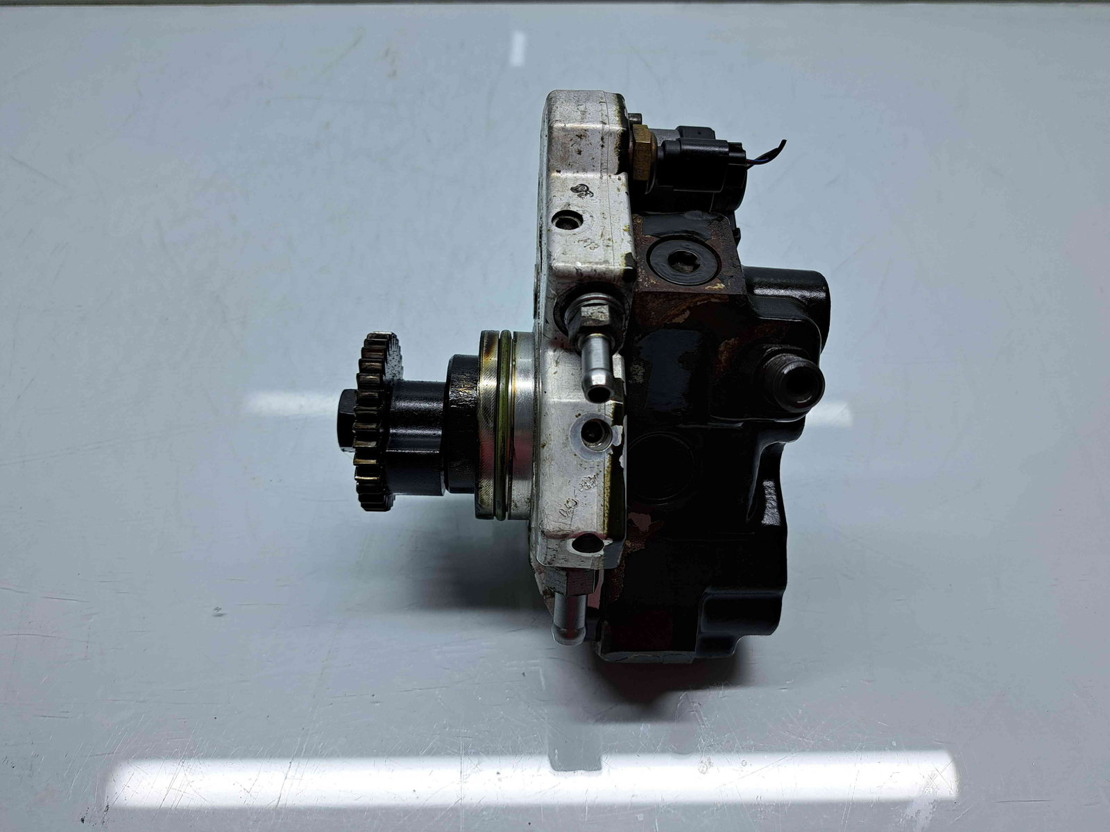 Pompa inalta presiune Mercedes Clasa E (W212) AMG [Fabr 2009-2016] A6420701001 / 0445010245 3.0 642852 170KW / 231CP - imagine 4