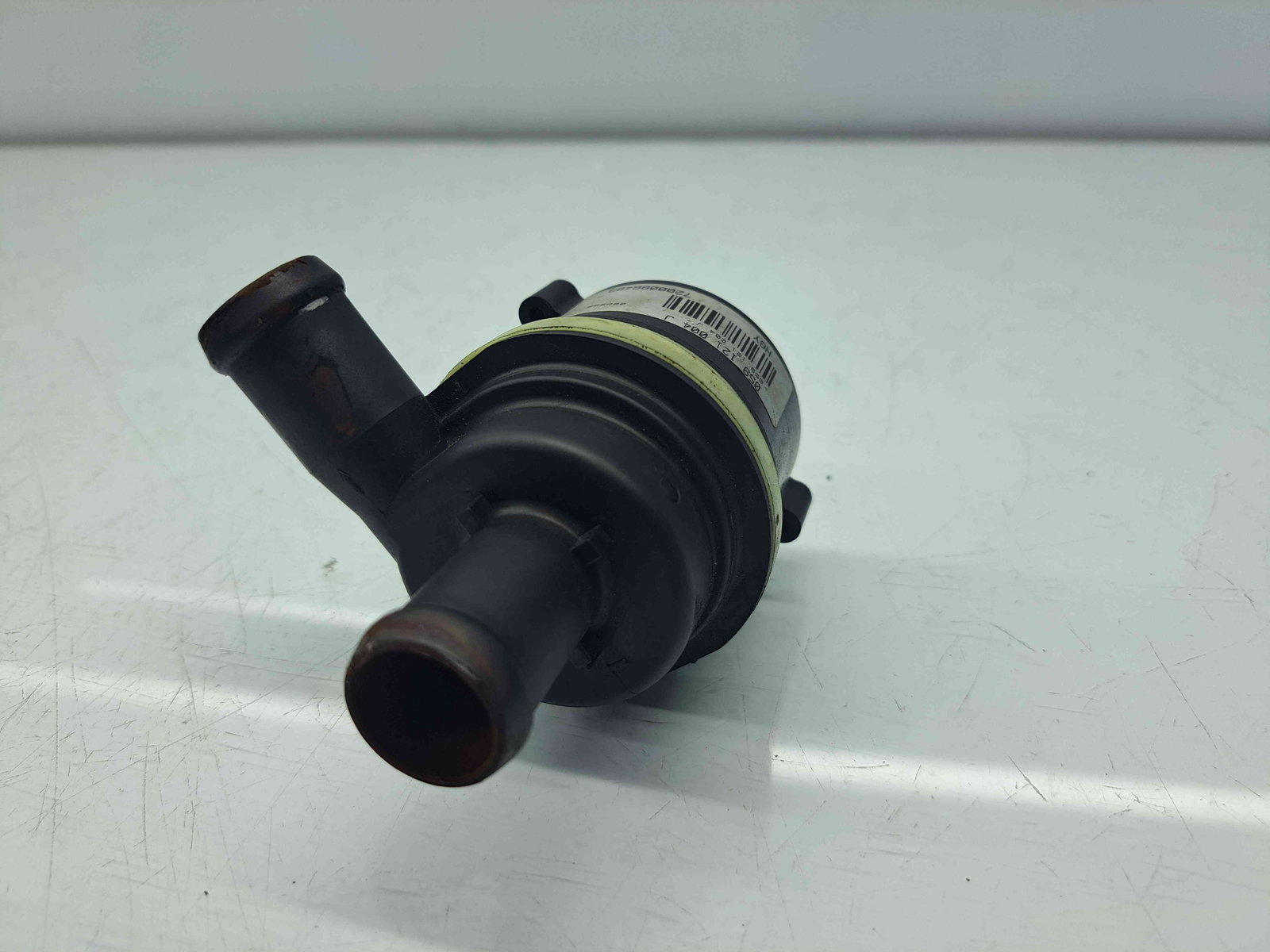 Pompa recirculare apa Audi A5 (8T3) [Fabr 2007-2015] 059121012 3.0 TDI CCWA 176KW / 239CP - imagine 2