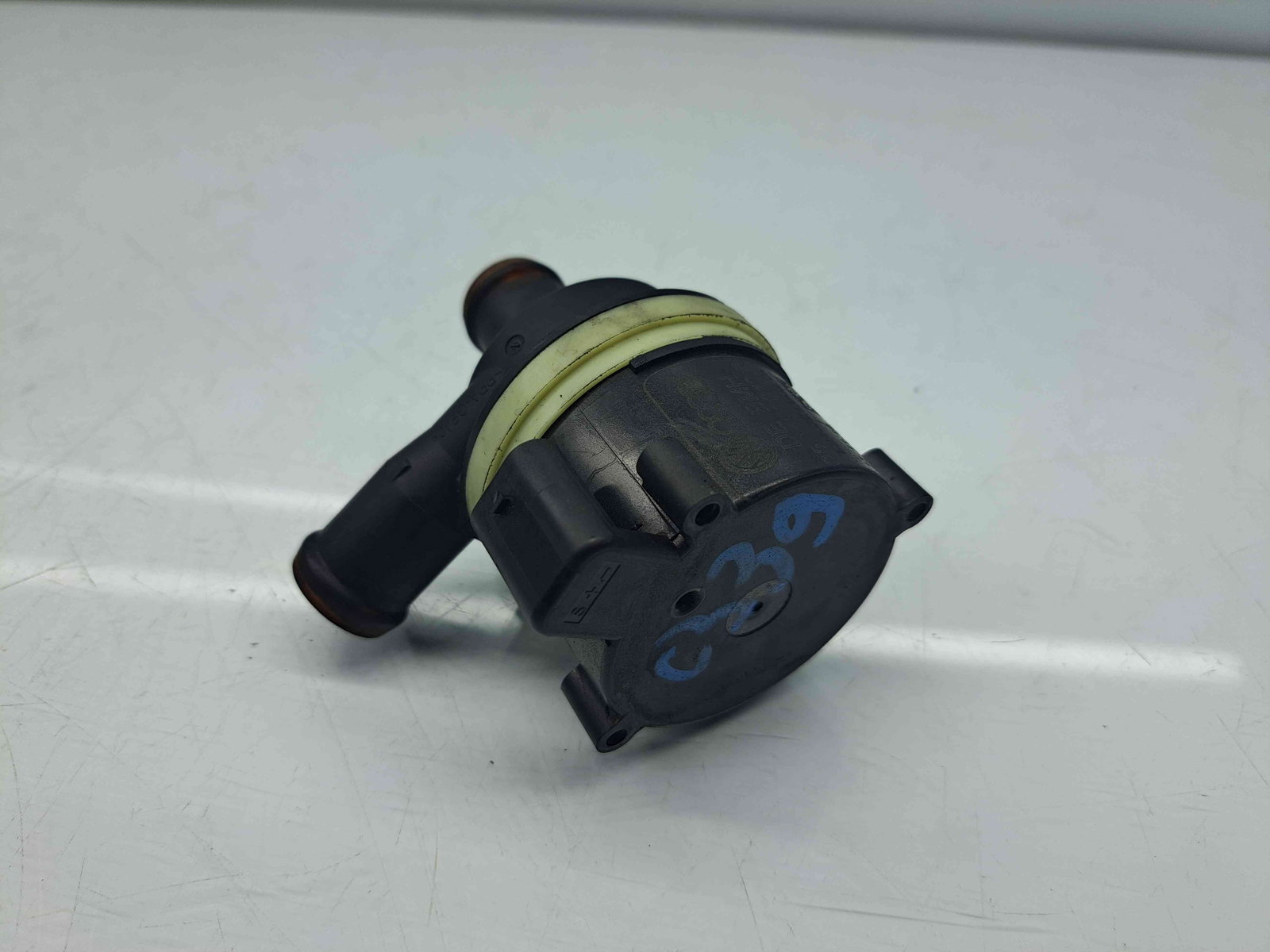 Pompa recirculare apa Audi A5 (8T3) [Fabr 2007-2015] 059121012 3.0 TDI CCWA 176KW / 239CP - imagine 3