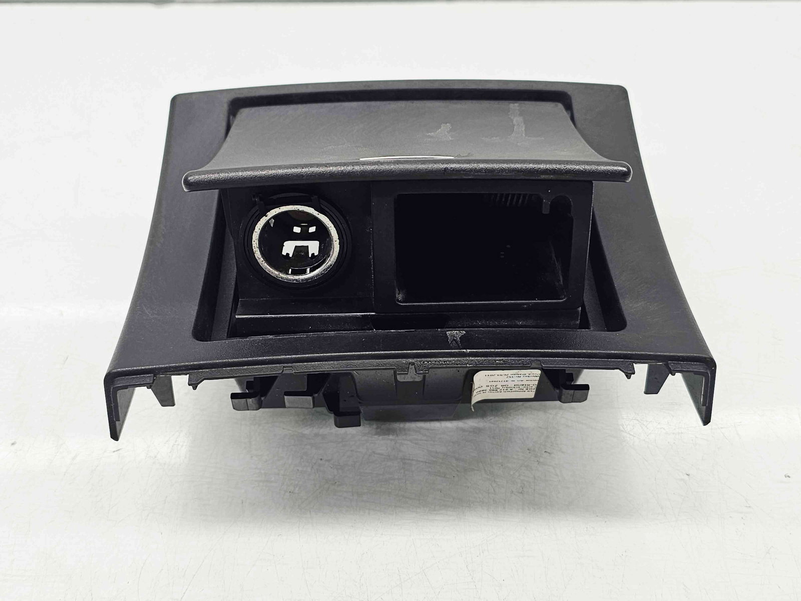 Scrumiera Mercedes Clasa E (W212) AMG [Fabr 2009-2016] A2126803850 - imagine 1