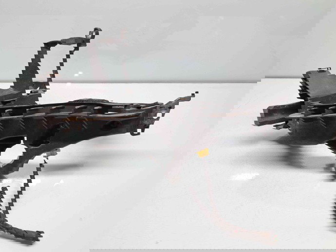 Suport far stanga Audi A4 (8K2, B8.5) Facelift [Fabr 2008-2015] 8K0805607B