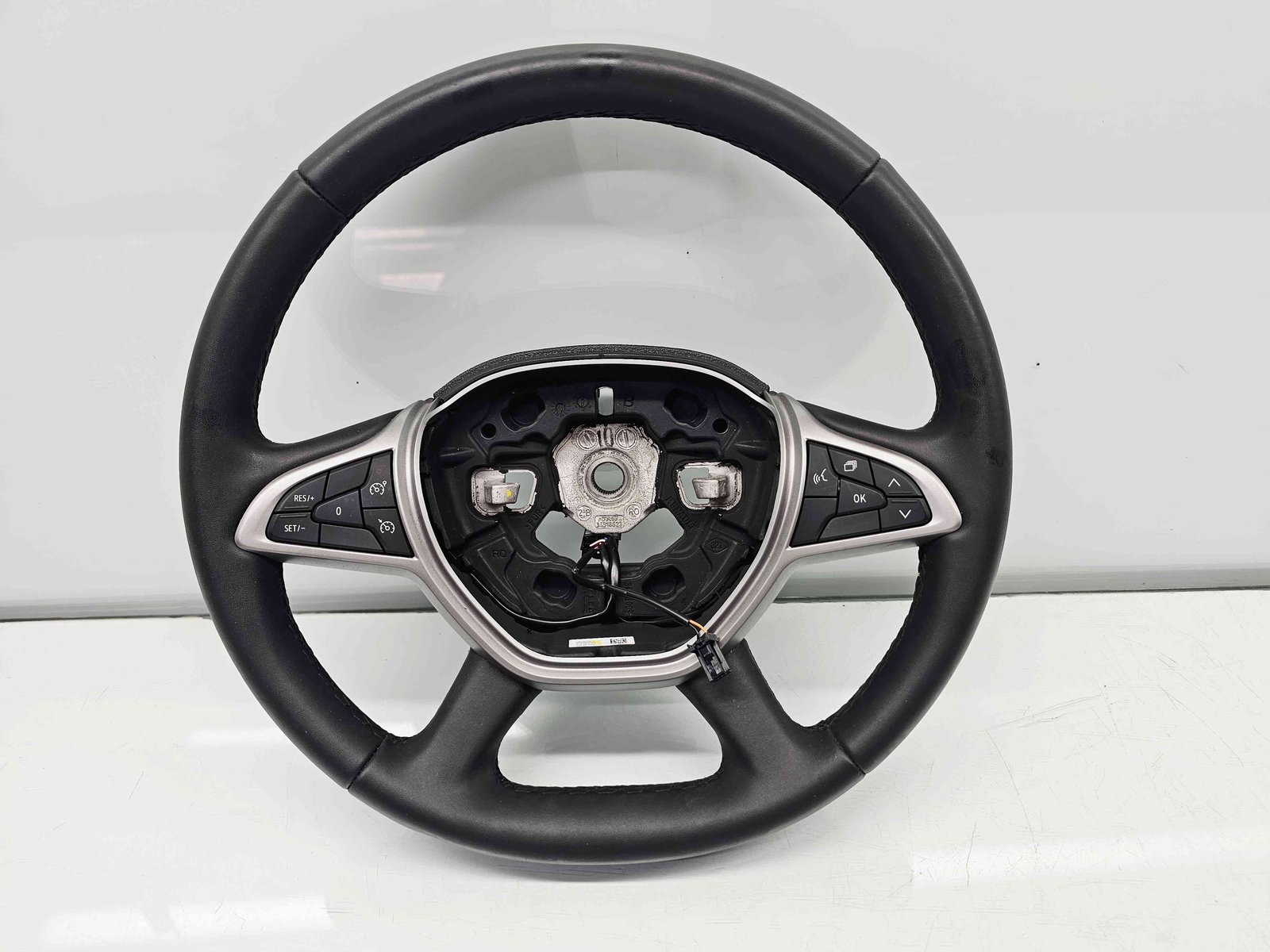 Volan Dacia Jogger facelift [Fabr 2021-2025] 484007828R - imagine 1