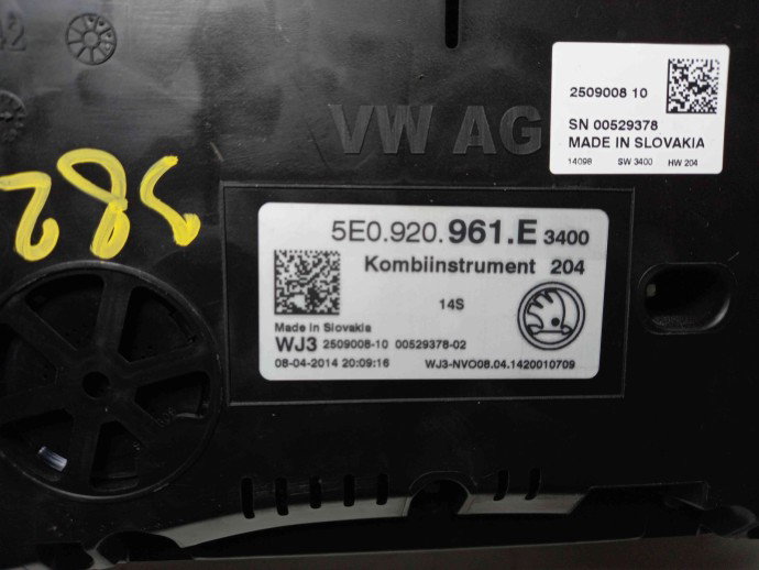 Ceas bord 5E0920961E Skoda Octavia 1.6 CLHA 2012-2022