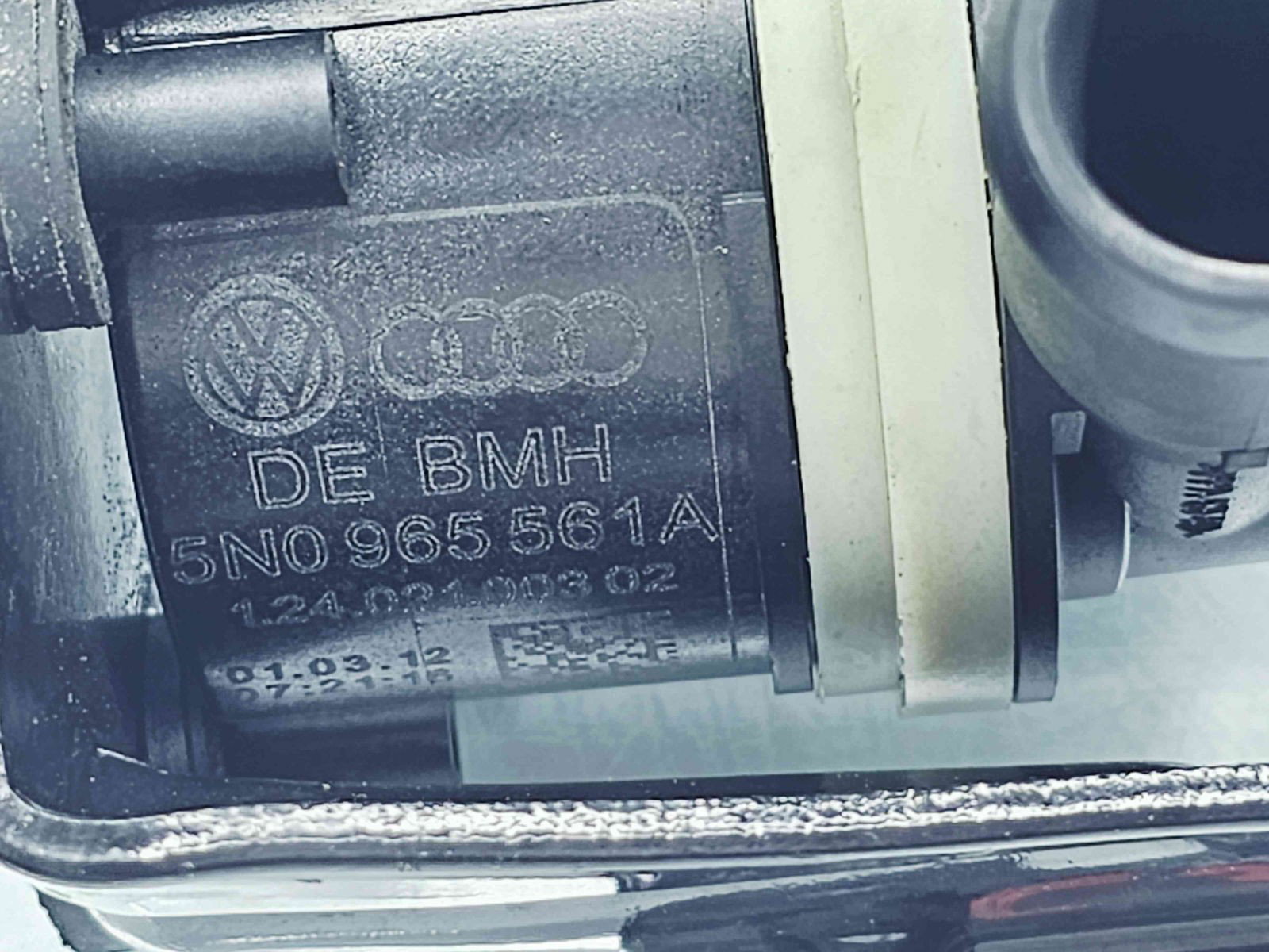 Pompa recirculare apa Volkswagen Tiguan (5N) [Fabr 2007-2016] 5N0965561A 2.0 TDI CJCA 105KW / 143CP - imagine 5