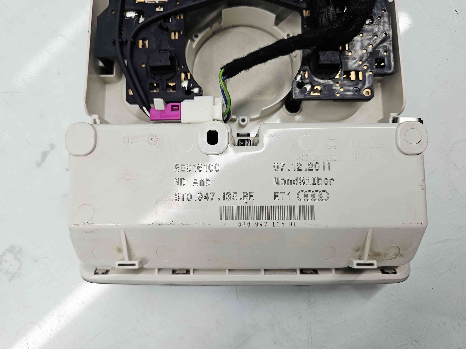 Plafoniera fata AUDI A5 (8T3) [Fabr 2007-2015] 8T0947135BE - imagine 2