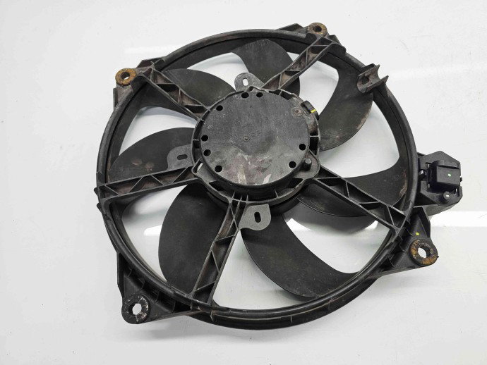 Electroventilator  Renault Megane 3 [Fabr 2008-2015] 214810898R 1.5 DCI K9K837 81KW / 110CP