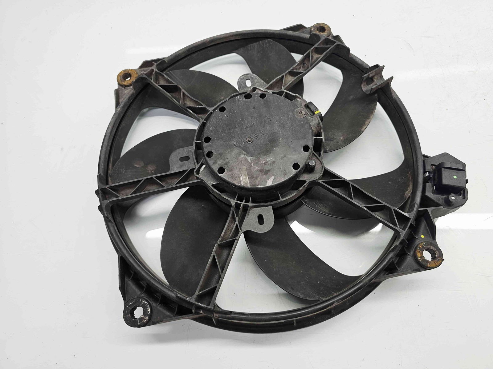 Electroventilator Renault Megane 3 [Fabr 2008-2015] 214810898R 1.5 DCI K9K837 81KW / 110CP - imagine 2