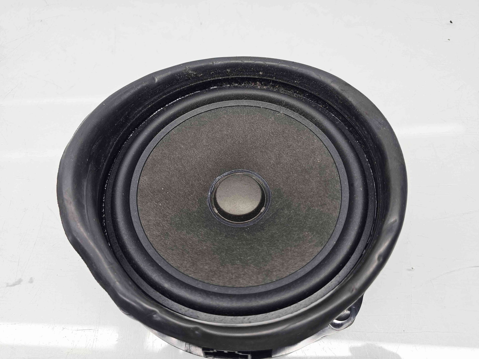 Boxa dreapta spate Skoda Octavia 3 (5E3) Facelift [Fabr 2012-2020] 5E0035411J - imagine 1