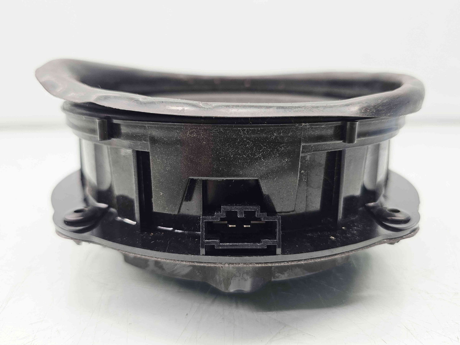 Boxa dreapta spate Skoda Octavia 3 (5E3) Facelift [Fabr 2012-2020] 5E0035411J - imagine 2