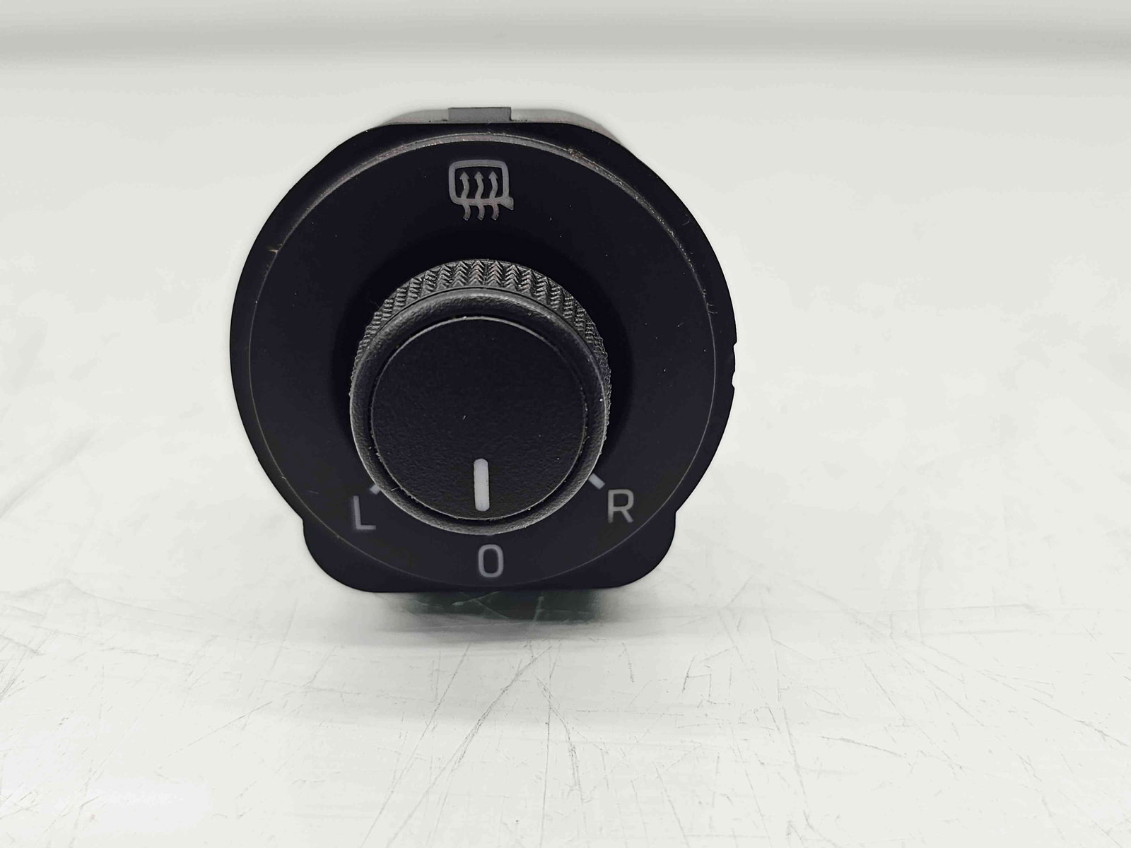 Buton reglaj oglinzi Skoda Octavia 3 (5E3) Facelift [Fabr 2012-2020] 5E0959565B - imagine 5