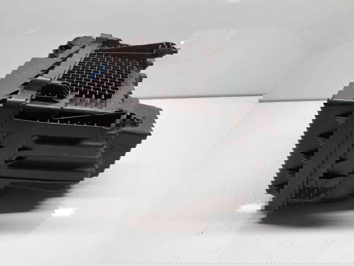 Carcasa filtru aer LAND ROVER Freelander 2 (FA) [Fabr 2006-2014] 6G92-9600-BF 2.2 118KW / 160CP