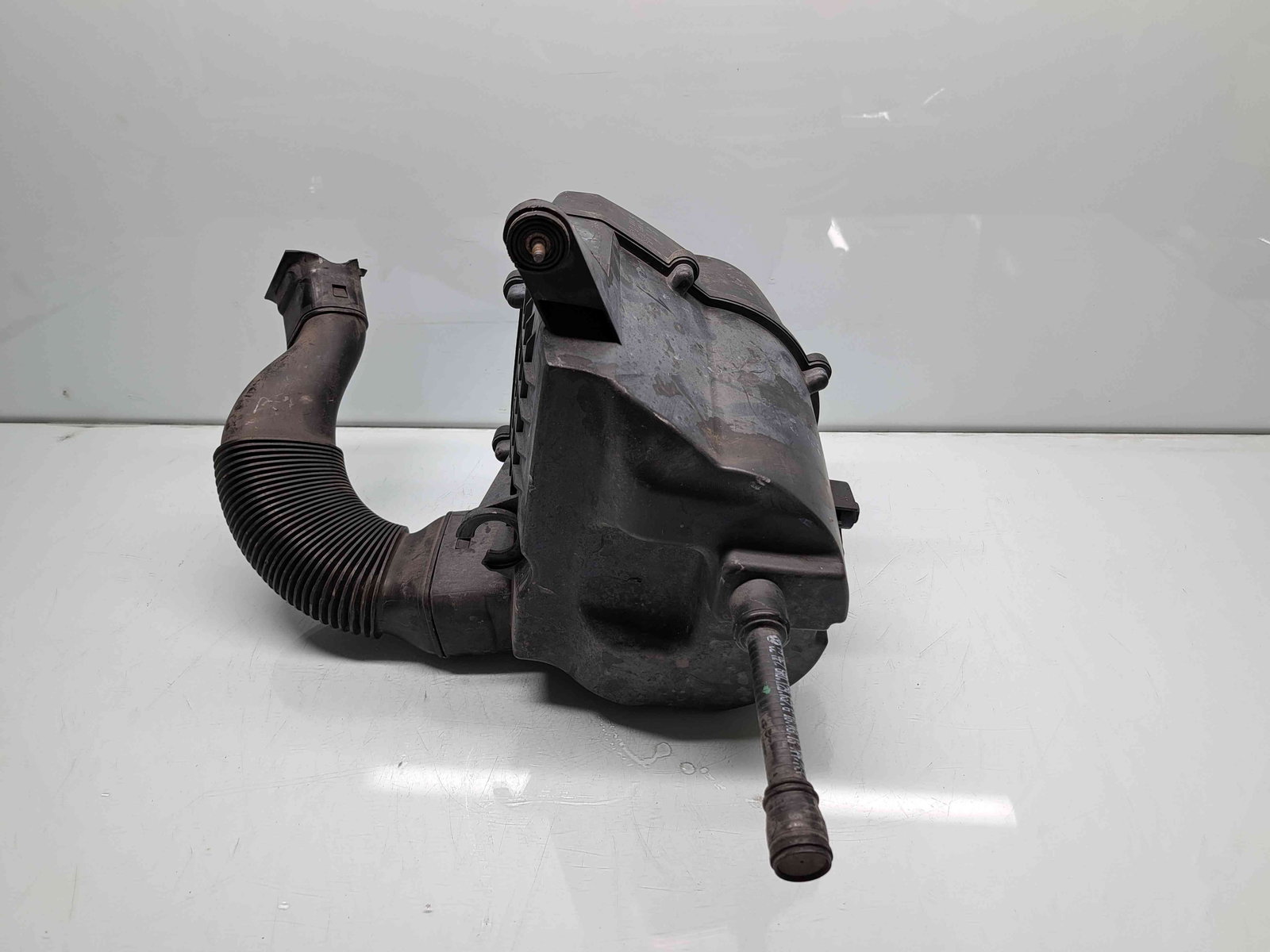 Carcasa filtru aer Skoda Rapid (NH3) [Fabr 2012-2019] 6R0129607C 1.2 TSI CBZB 77KW / 105CP - imagine 4