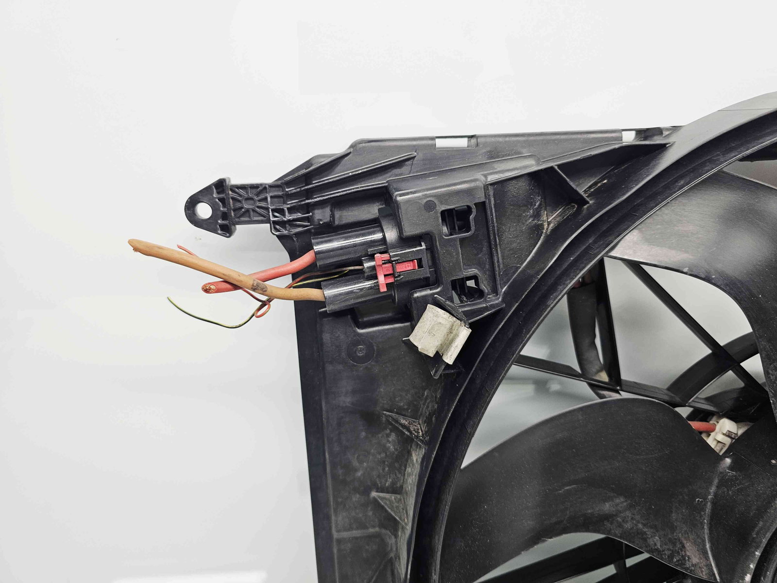 Electroventilator Mercedes Clasa C (W205) [Fabr 2014-prezent] A0999061200 2.0 Hibr 274920 210KW / 286CP - imagine 2