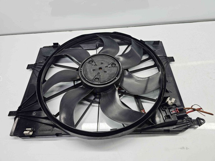 Electroventilator Mercedes Clasa C (W205) [Fabr 2014-prezent] A0999061200 2.0 Hibr 274920 210KW / 286CP