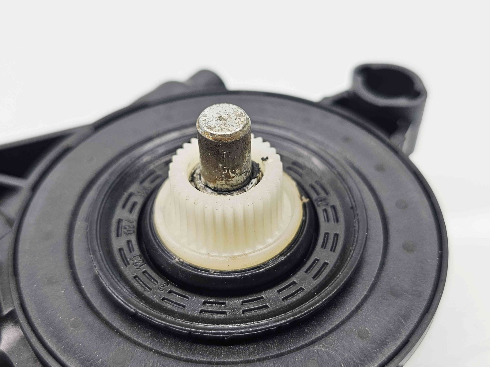 Motoras geam dreapta fata Skoda Octavia 3 (5E3) Facelift [Fabr 2012-2020] 5Q0959802B - imagine 3