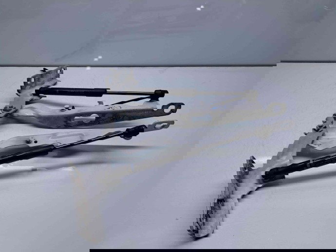 Set balamale capota Volvo V60 [Fabr 2010-2018] 31385812 / 31385813