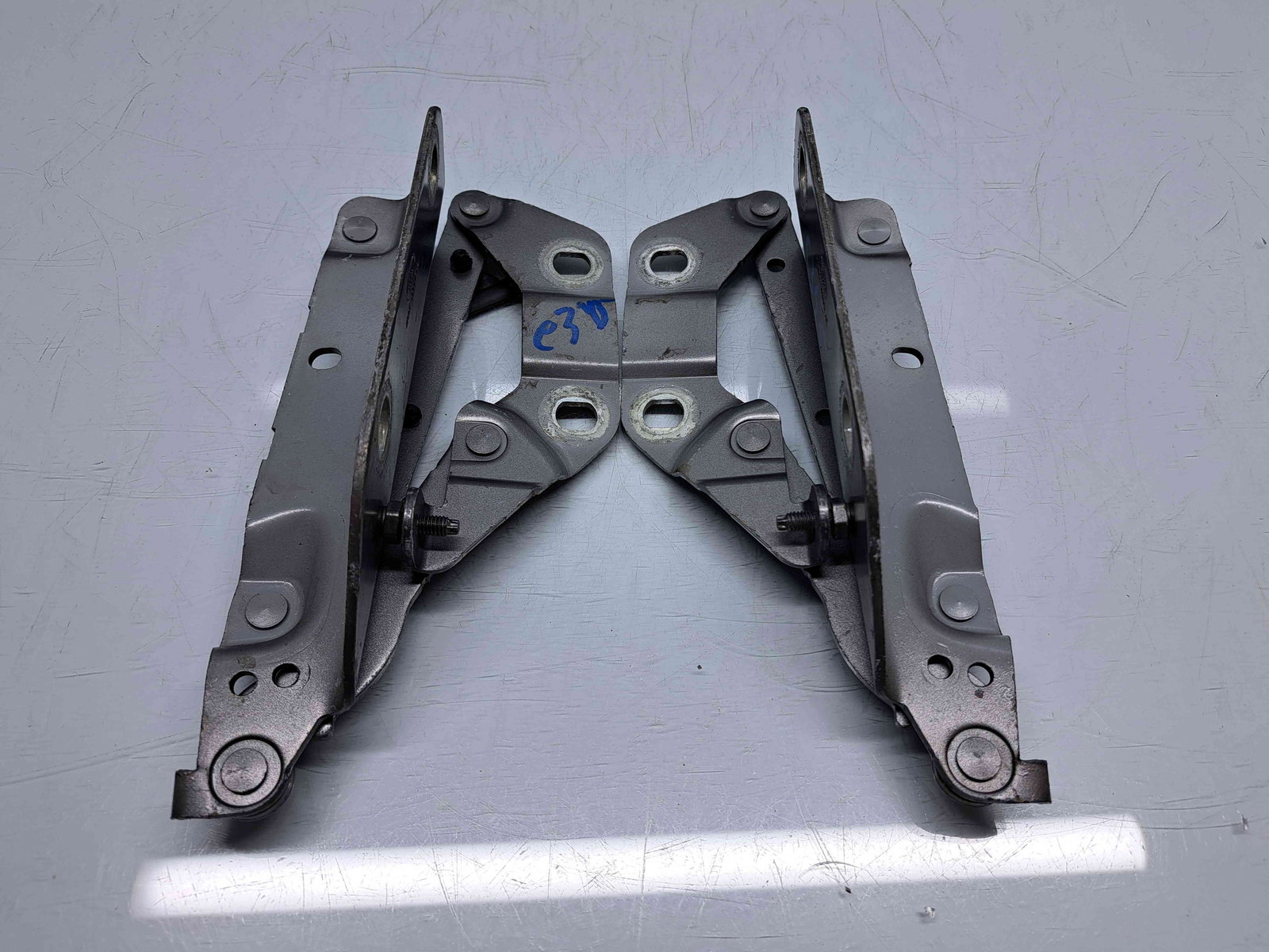 Set balamale capota LAND ROVER Freelander 2 (FA) [Fabr 2006-2014] 6H52-16801-AC / 6H52-16800-AC - imagine 1