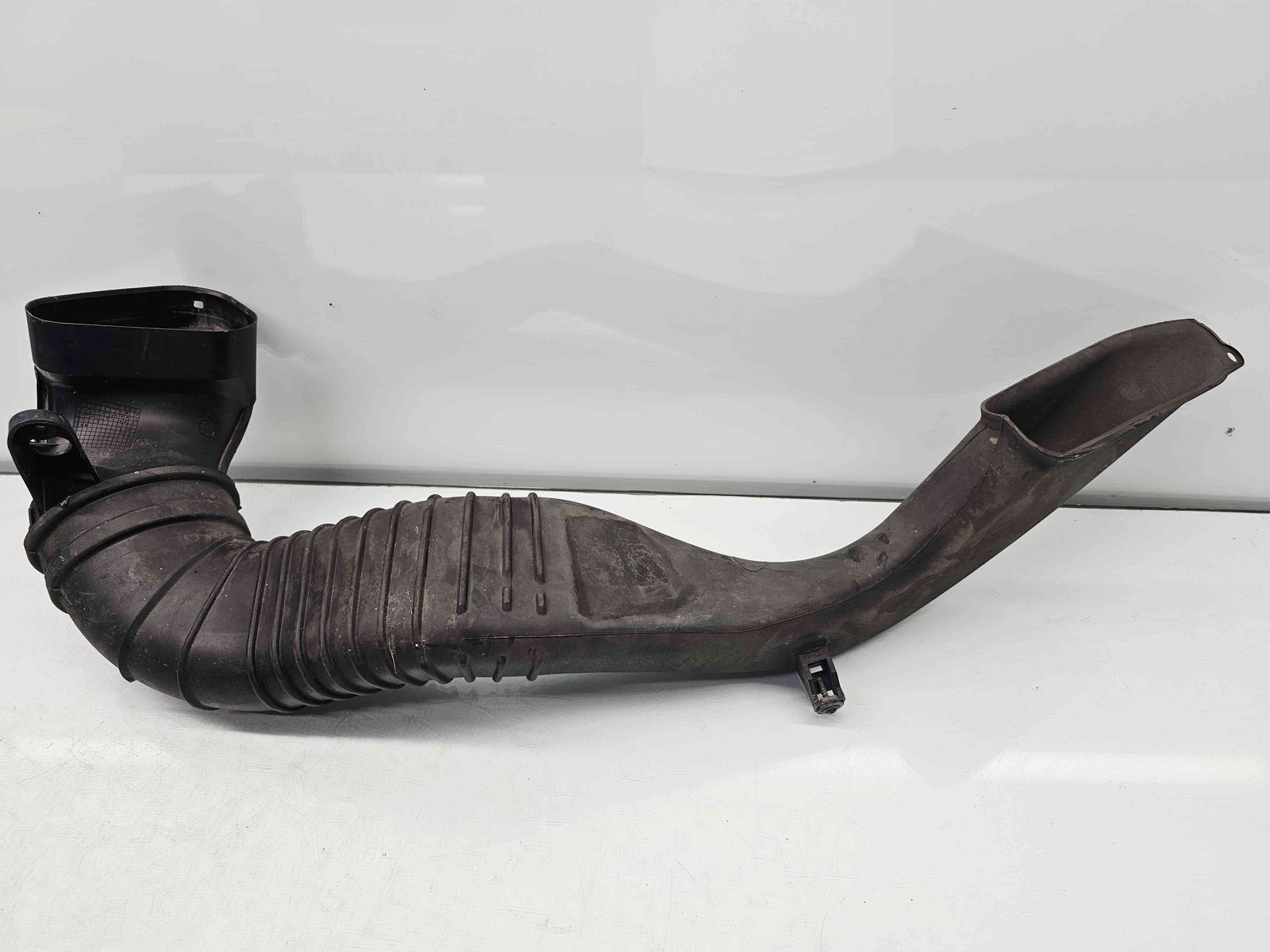 Tub admisie aer Opel Insignia A Facelift [Fabr 2008-2016] 95068PS 2.0 CDTI A20DTH 120KW / 163CP - imagine 5