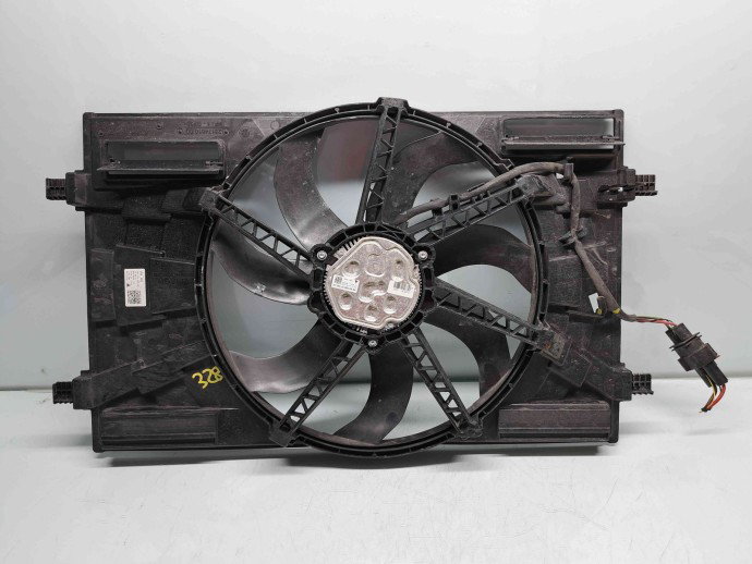 Electroventilator  Skoda Octavia 3 (5E3) [Fabr 2012-2020] 5Q0121203CN 1.4 TSI CZEA 110KW / 150CP