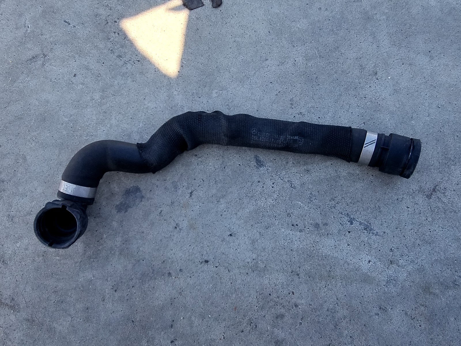 Furtun apa Mercedes Clasa C (W205) [Fabr 2014-prezent] a2055014784 2.0 Hibr 274920 210KW / 286CP - imagine 1