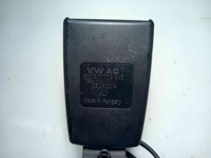 Capsa centura stanga spate 8V0857739 Skoda Octavia 1.6 CLHA 2012-2022