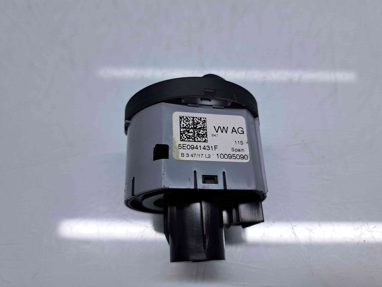 Bloc lumini Skoda Octavia 3 (5E3) Facelift [Fabr 2012-2020] 5E0941431F - imagine 4