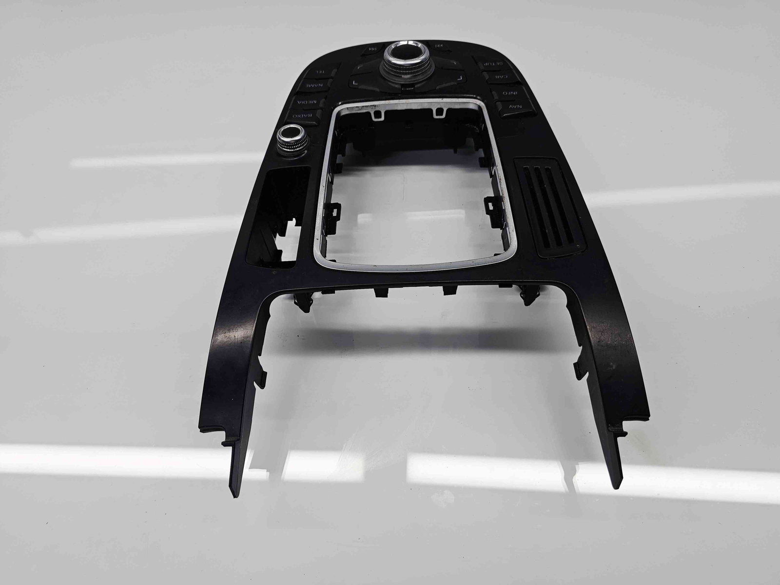 Consola centrala Audi A4 (8K2, B8.5) Facelift [Fabr 2008-2015] 8T0919611WFX - imagine 3