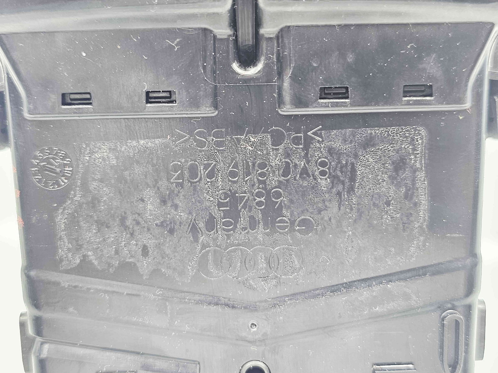 Grila aerisire spate Audi A3 Sportback (8VA) Hatchback [Fabr 2012-2020] 8V0819203 - imagine 2