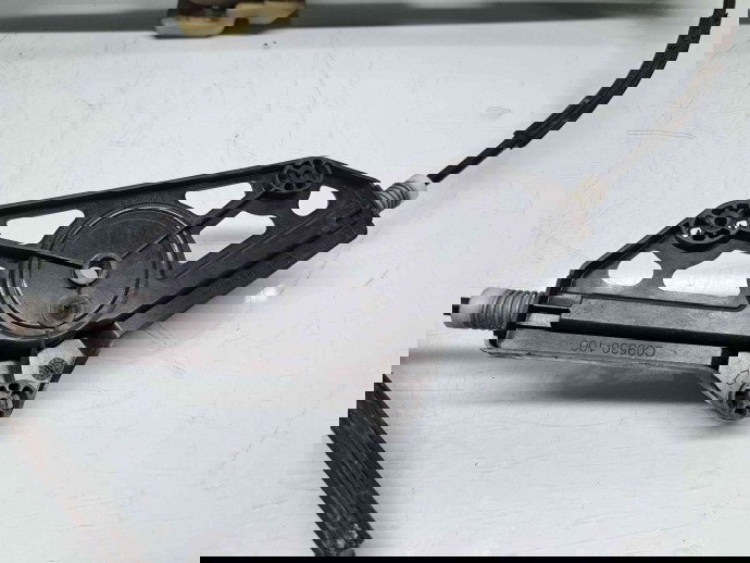 Macara electrica geam stanga fata Skoda Octavia 3 (5E3) Facelift [Fabr 2012-2020] 5E0837461B