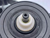 Motoras geam stanga spate Skoda Octavia 3 (5E3) Facelift [Fabr 2012-2020] 5Q0959811E