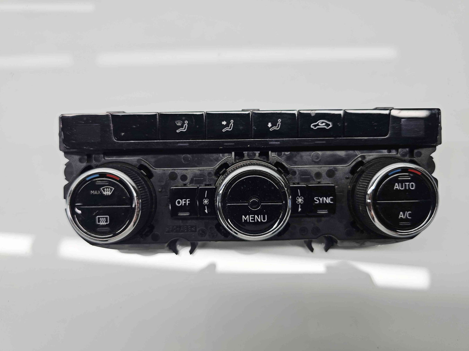 Panou comanda clima Skoda Octavia 3 (5E3) Facelift [Fabr 2012-2020] 5E0907044AP - imagine 2