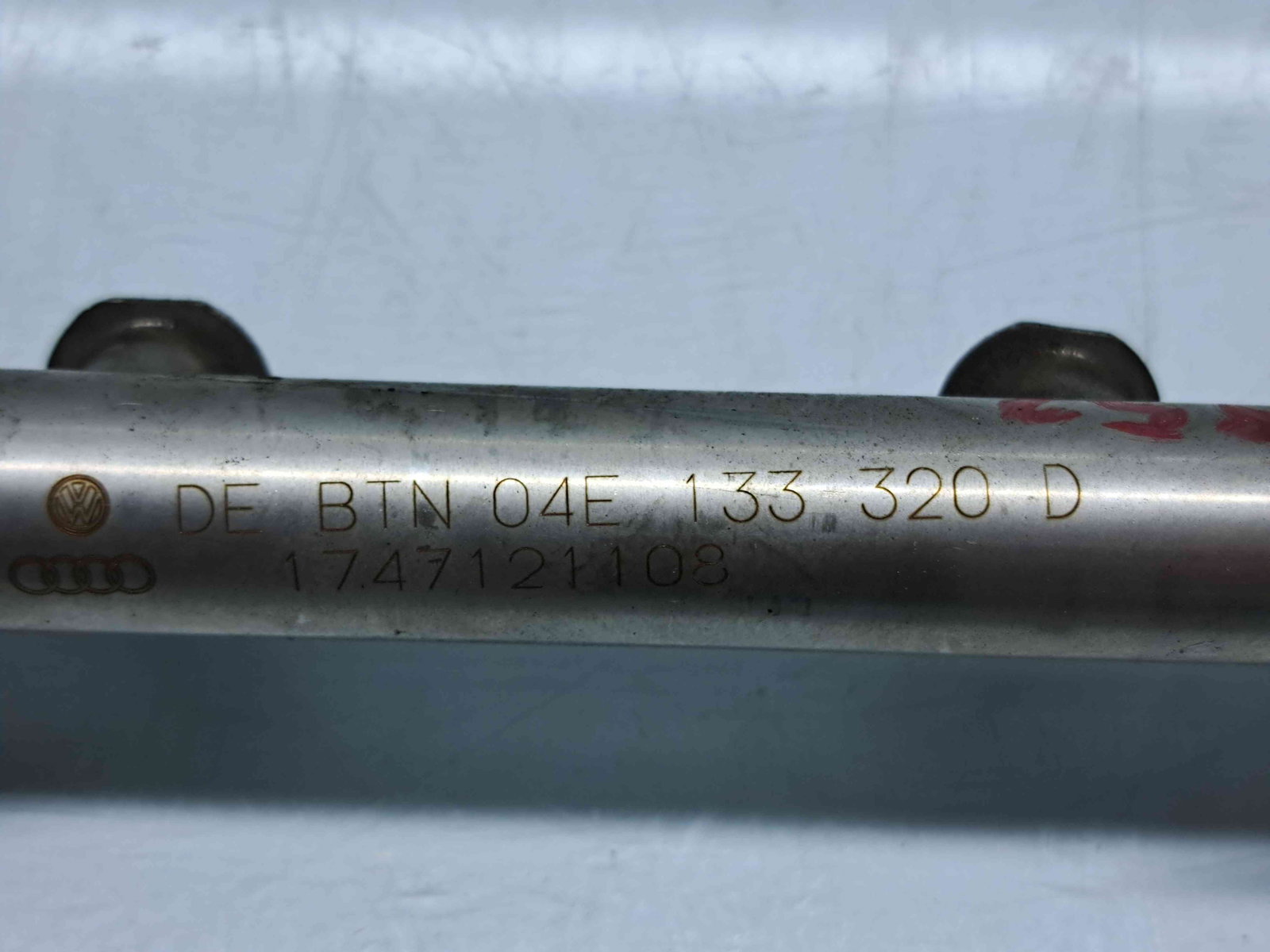 Rampa injectoare Skoda Octavia 3 (5E3) Facelift [Fabr 2012-2020] 04E133320D 1.4 TSI CZDA 110KW / 150CP - imagine 4