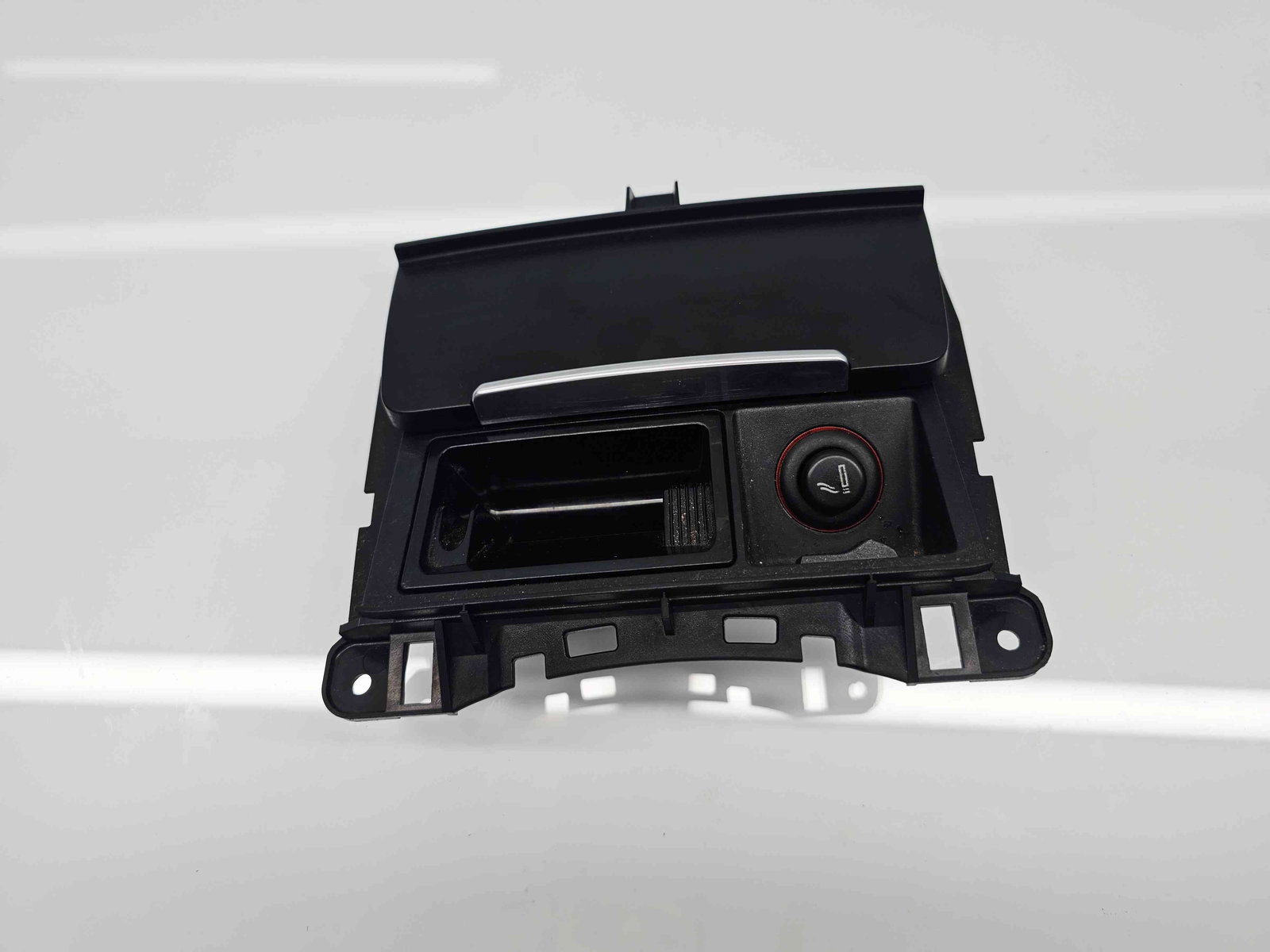 Scrumiera Audi A4 (8K2, B8.5) Facelift [Fabr 2008-2015] 8K0857951 - imagine 2