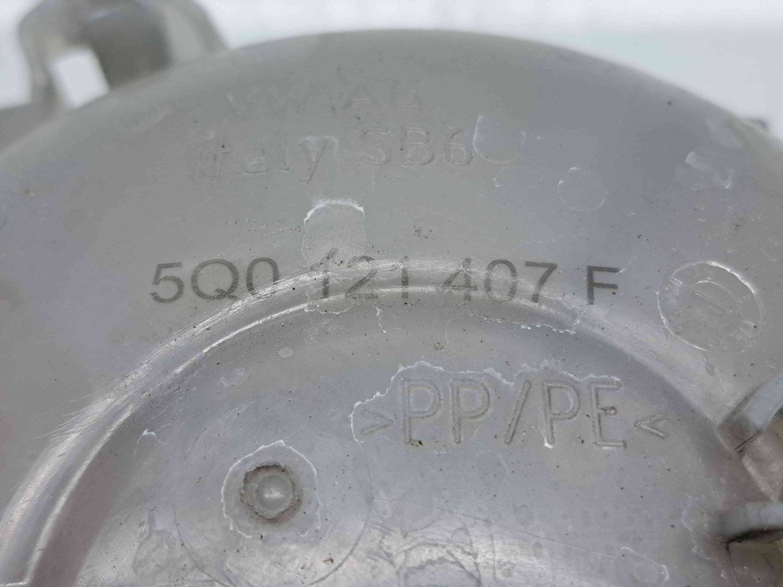 Vas expansiune Skoda Octavia 3 (5E3) Facelift [Fabr 2012-2020] 5Q0121407F - imagine 4