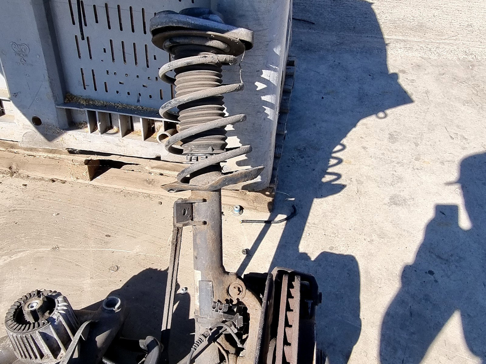 Amortizor stanga fata Mercedes Clasa E (W212) AMG [Fabr 2009-2016] A2123204013 3.0 642852 170KW / 231CP - imagine 1