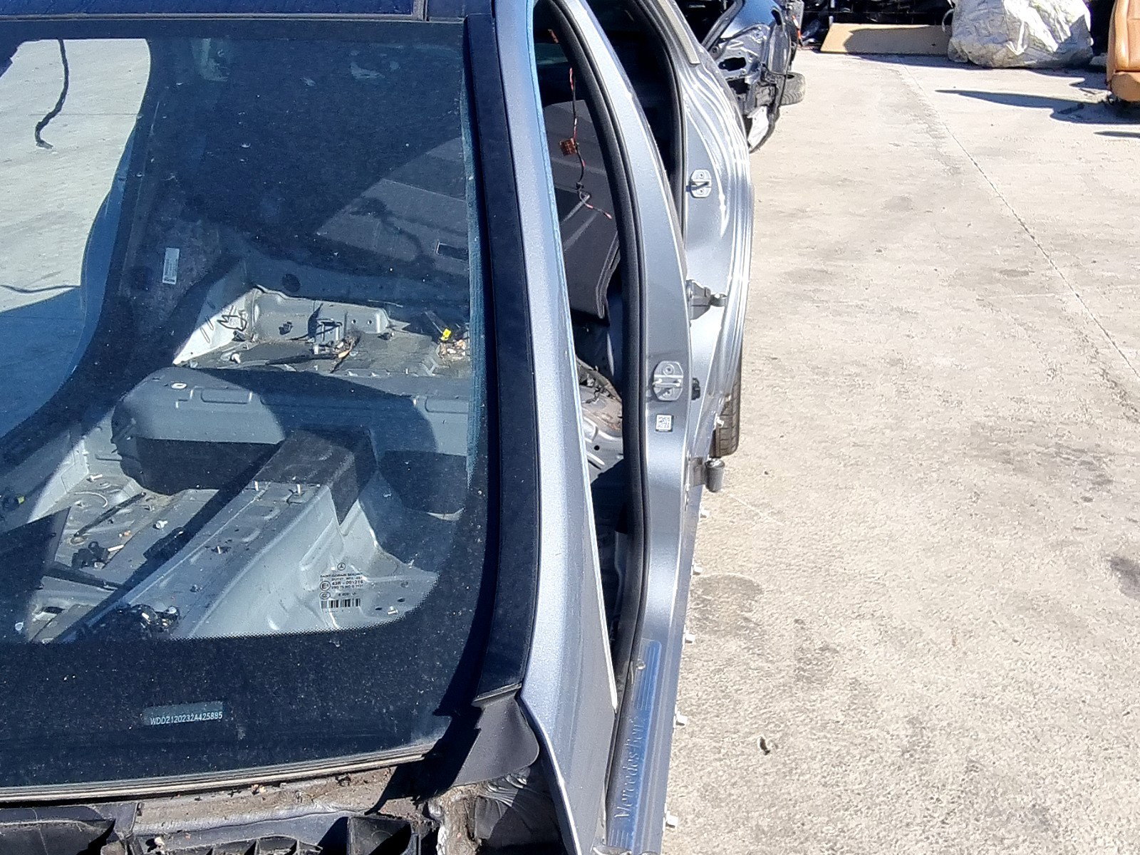 Cheder parbriz stanga Mercedes Clasa E (W212) AMG [Fabr 2009-2016] 3.0 642852 170KW / 231CP