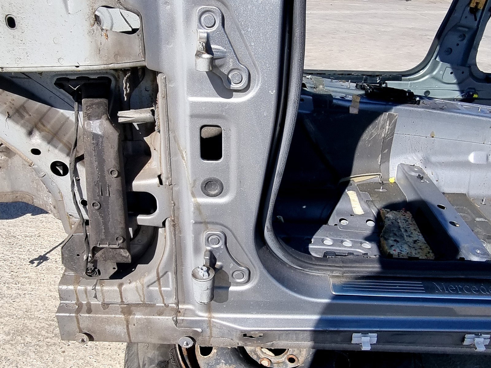 Set balamale usa stanga fata Mercedes Clasa E (W212) AMG [Fabr 2009-2016] 3.0 642852 170KW / 231CP