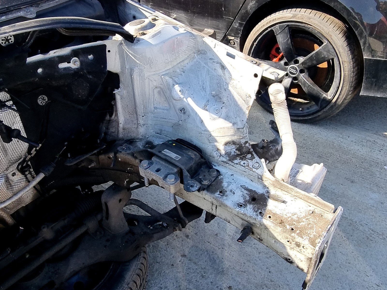 Lonjeron stanga Skoda Octavia 3 (5E3) Facelift [Fabr 2012-2020] 1.4 TSI CZDA 110 KW / 150 CP - imagine 3