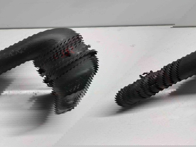 Tub admisie aer  Volkswagen Polo (6R) [Fabr 2009-2016] 04E129651C 1.4 TSI CZDA 110KW / 150CP